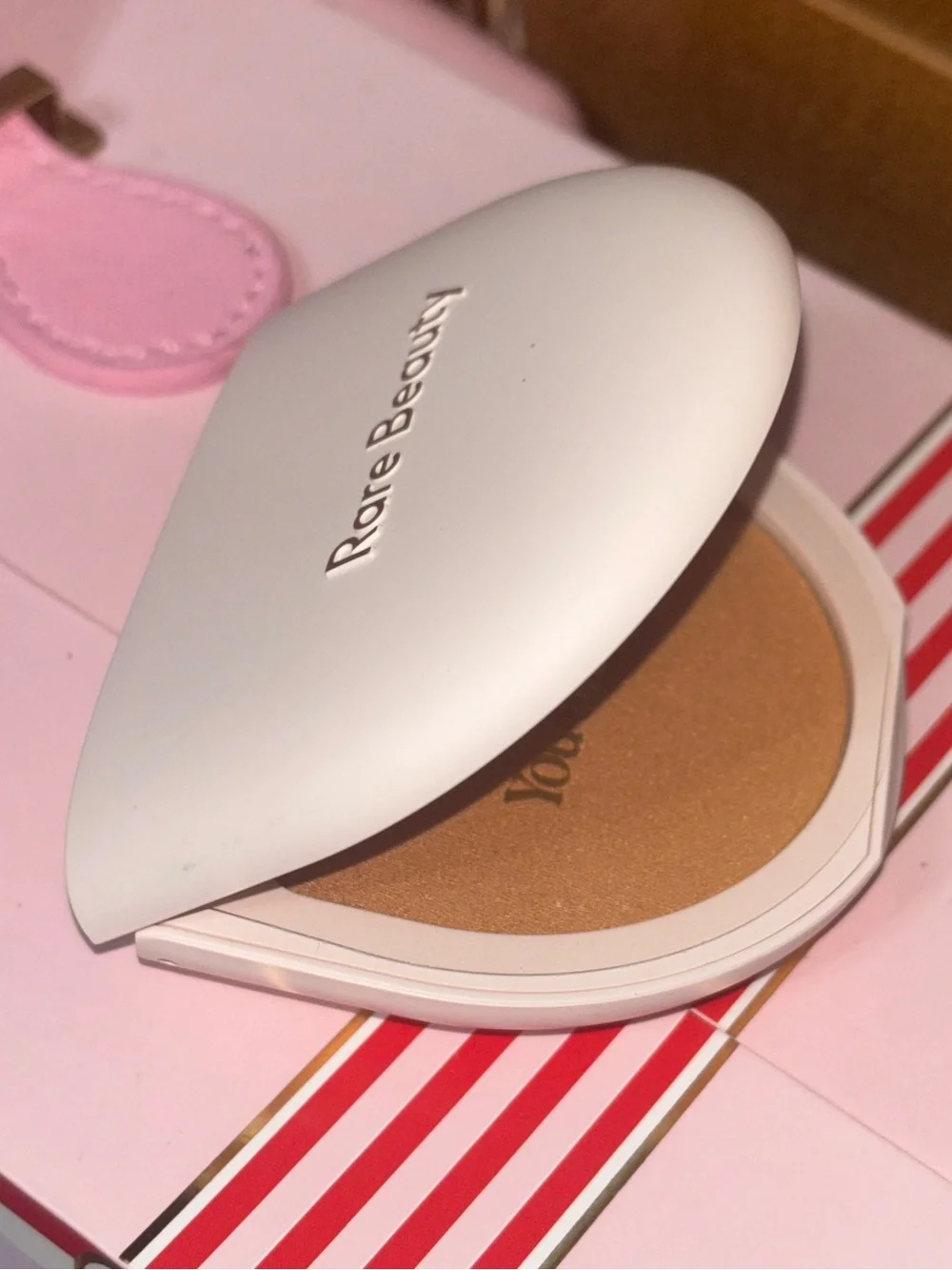 Rare Beauty True to Myself Tinted Pressed Finishing Powder